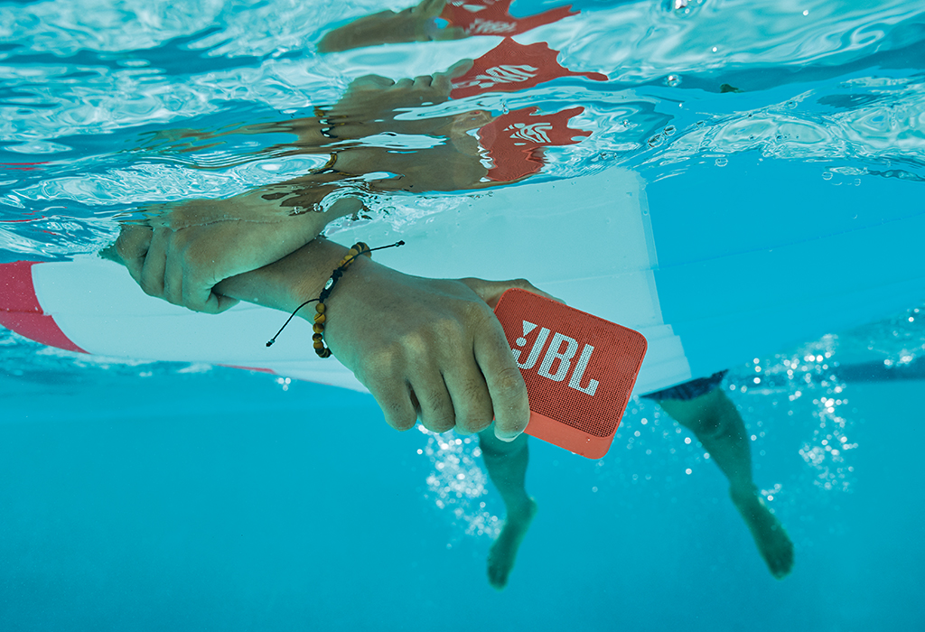JBL Imagebild, JBL Go 2 unter Wasser